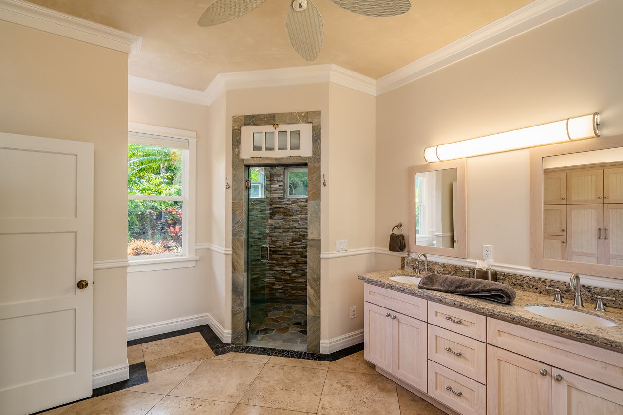 Alternate view of Master Suite 1 Bathroom